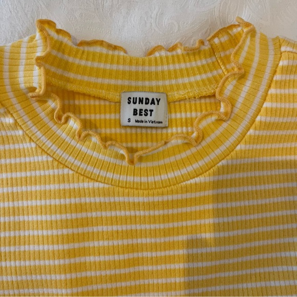 Aritzia Sunday Best yellow top - Picture 6 of 6